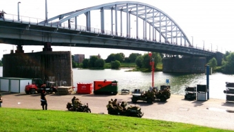 Skok do piekła: w hołdzie bohaterom spod Driel, Oosterbeek, Nijmegen, Arnhem…