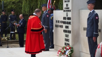 69. rocznica Battle of Britain pod polskim pomnikiem w Northolt