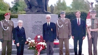 Uroczystości przy Pomniku Polskich Sił Zbrojnych w Arboretum 